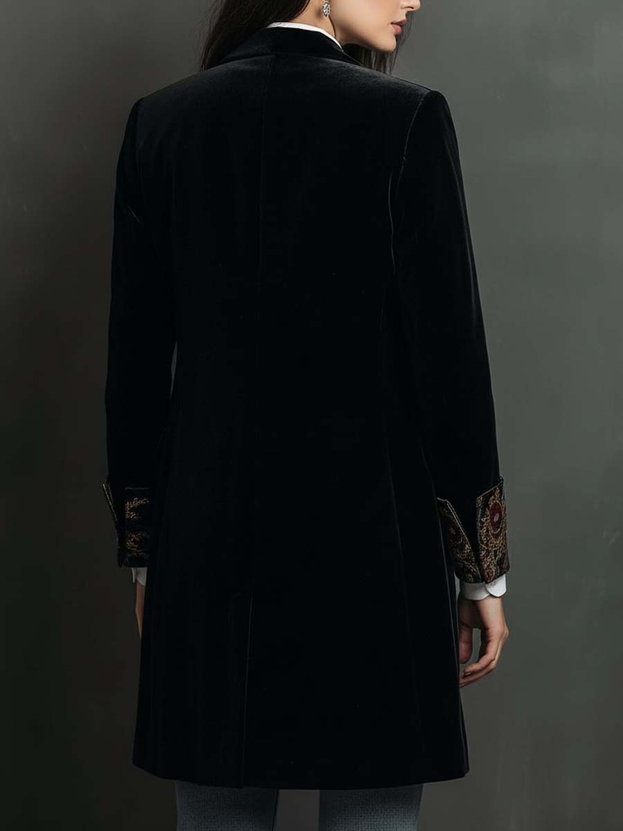 Octavia | Blazer Ajustado con Detalles Barrocos