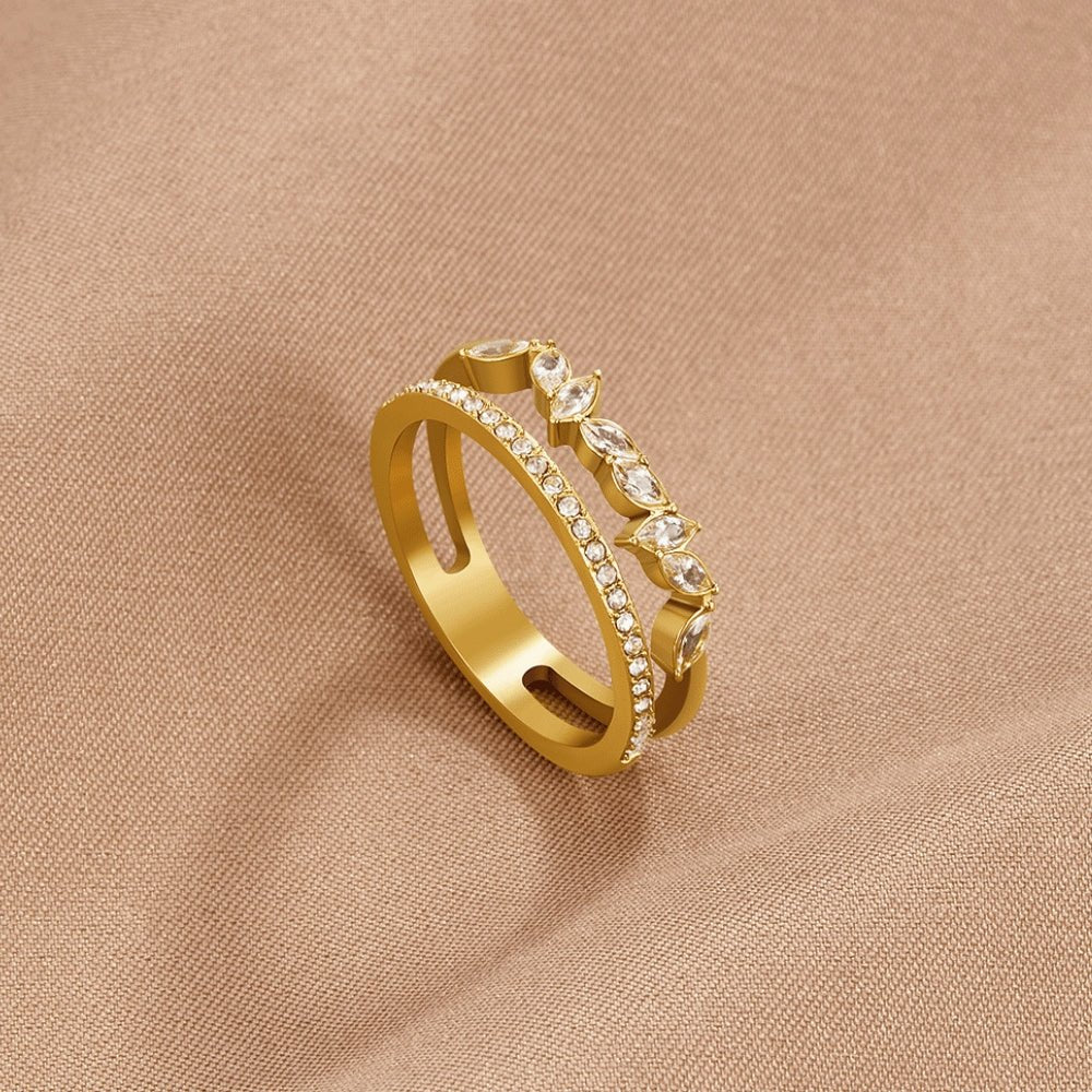 Anillo 18K Gold Mia Crystal - Isabel de Sevilla