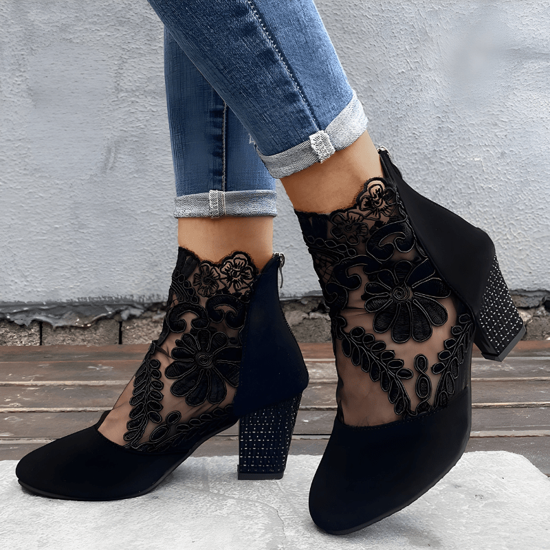 Purificación | Botines de Malla con Encaje Bordado Floral - Isabel de Sevilla