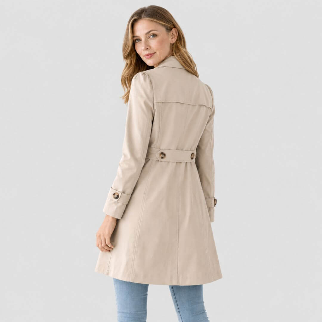 Genoveva | Gabardina Entallada con Cuello Solapa y Botones