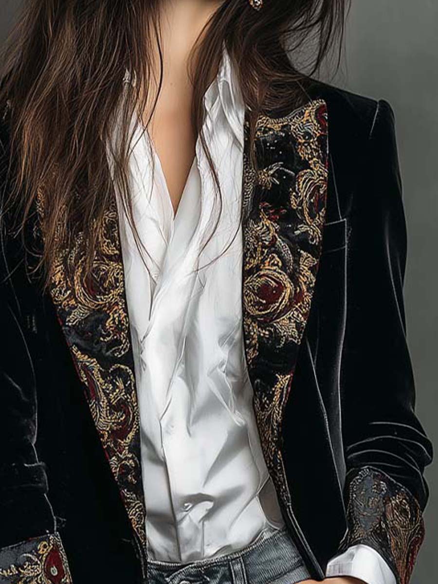 Octavia | Blazer Ajustado con Detalles Barrocos