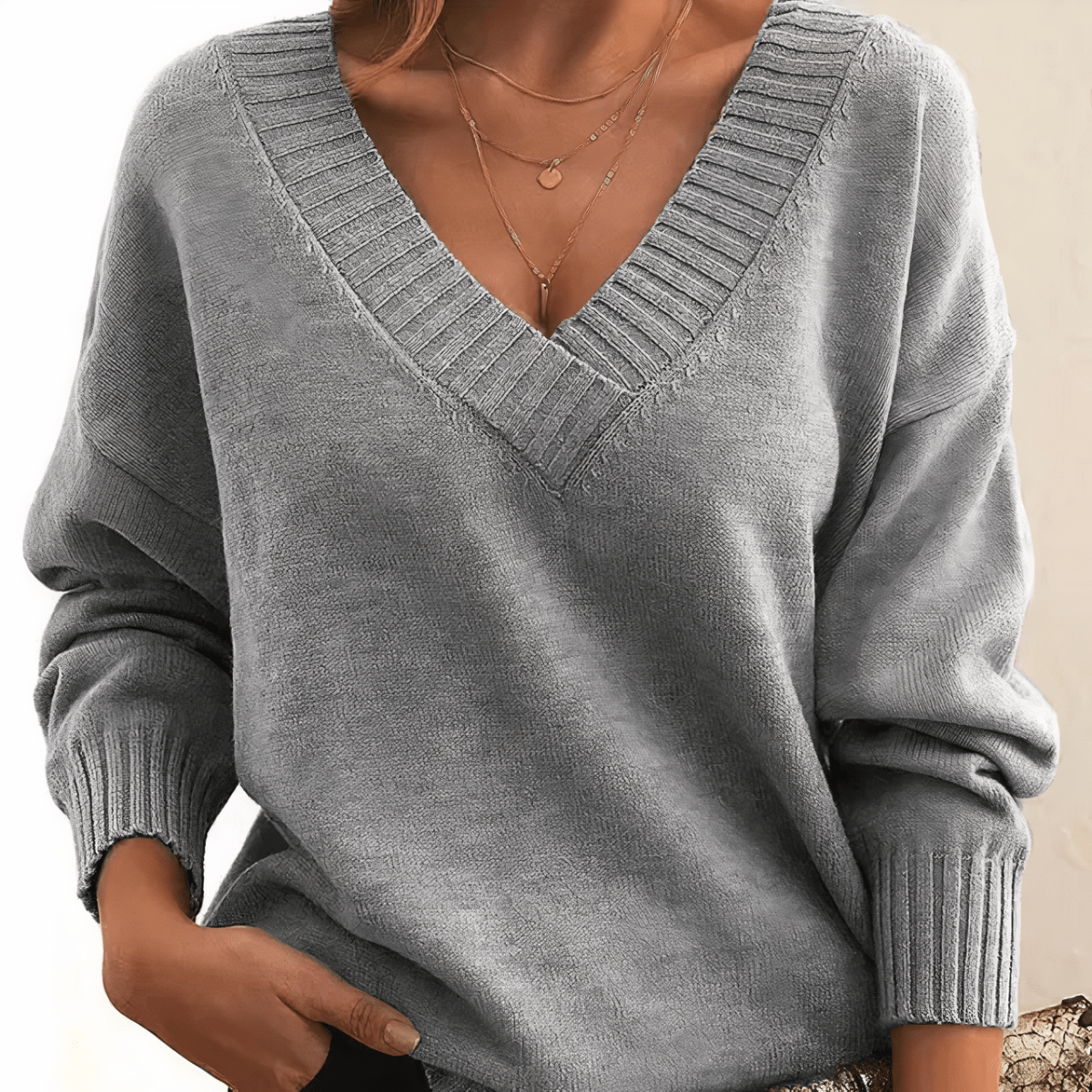 Aitana | Jersey de Punto con Cuello Pico - Isabel de Sevilla