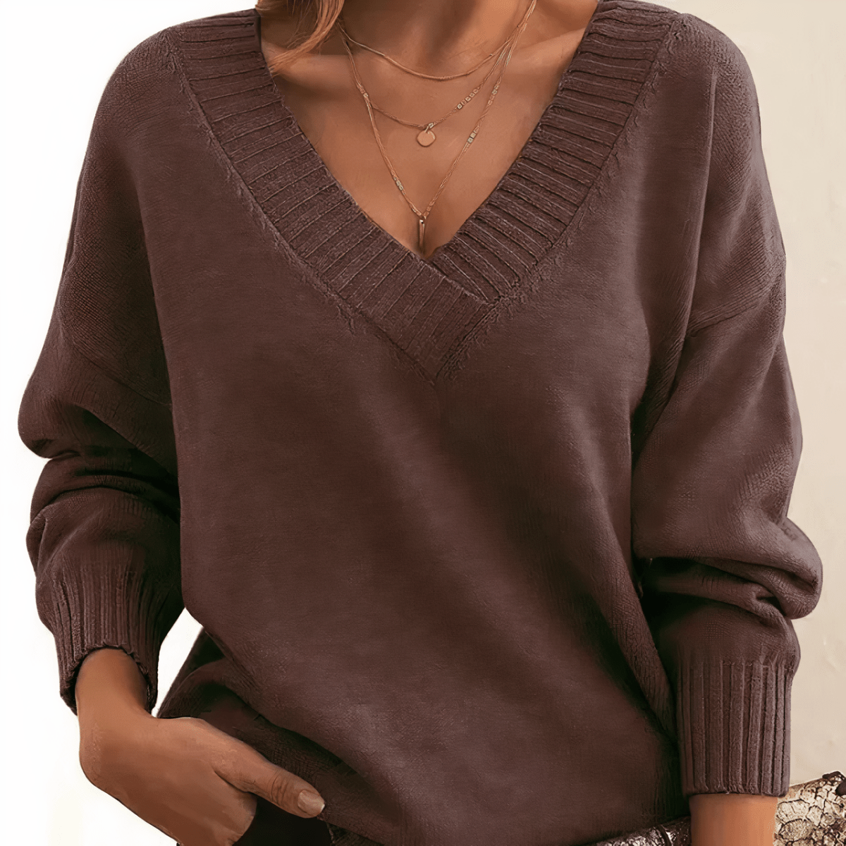 Aitana | Jersey de Punto con Cuello Pico - Isabel de Sevilla