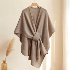 Nerea | Poncho de Punto con Lazo Decorativo - Isabel de Sevilla