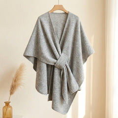 Nerea | Poncho de Punto con Lazo Decorativo - Isabel de Sevilla