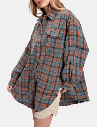 Aitana | Camisa Oversize a Cuadros con Bolsillo y Bajo Deshilachado - Isabel de Sevilla