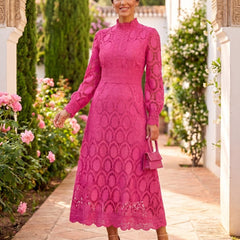 Carmona | Vestido de encaje primaveral - Isabel de Sevilla