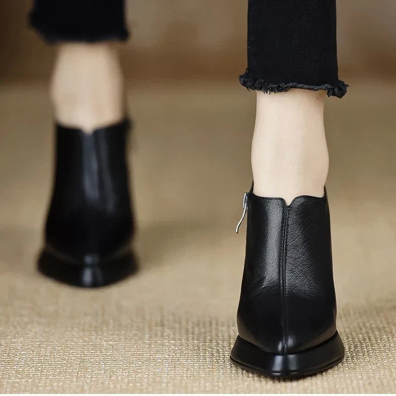 Evelyn | Tacones de Bloque con Punta - Isabel de Sevilla