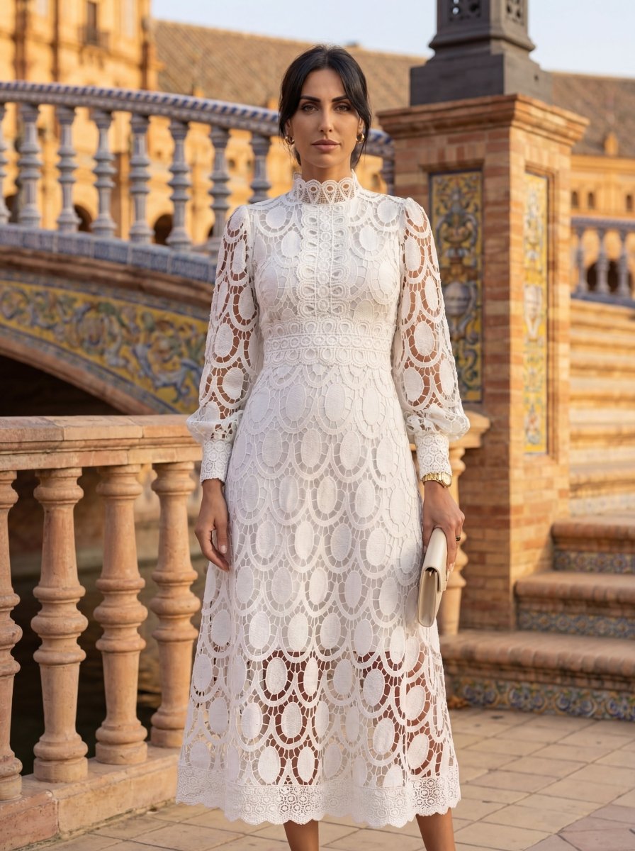 Carmona | Vestido de encaje primaveral - Isabel de Sevilla