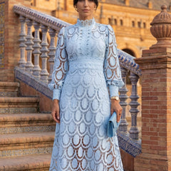 Carmona | Vestido de encaje primaveral - Isabel de Sevilla