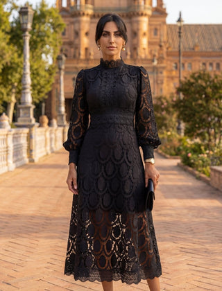Carmona | Vestido de encaje primaveral - Isabel de Sevilla