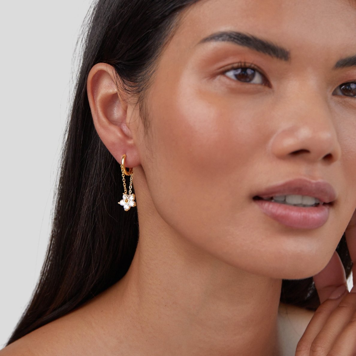 Pendientes de Aro Blooming Petal Crystal (30 mm) - Isabel de Sevilla