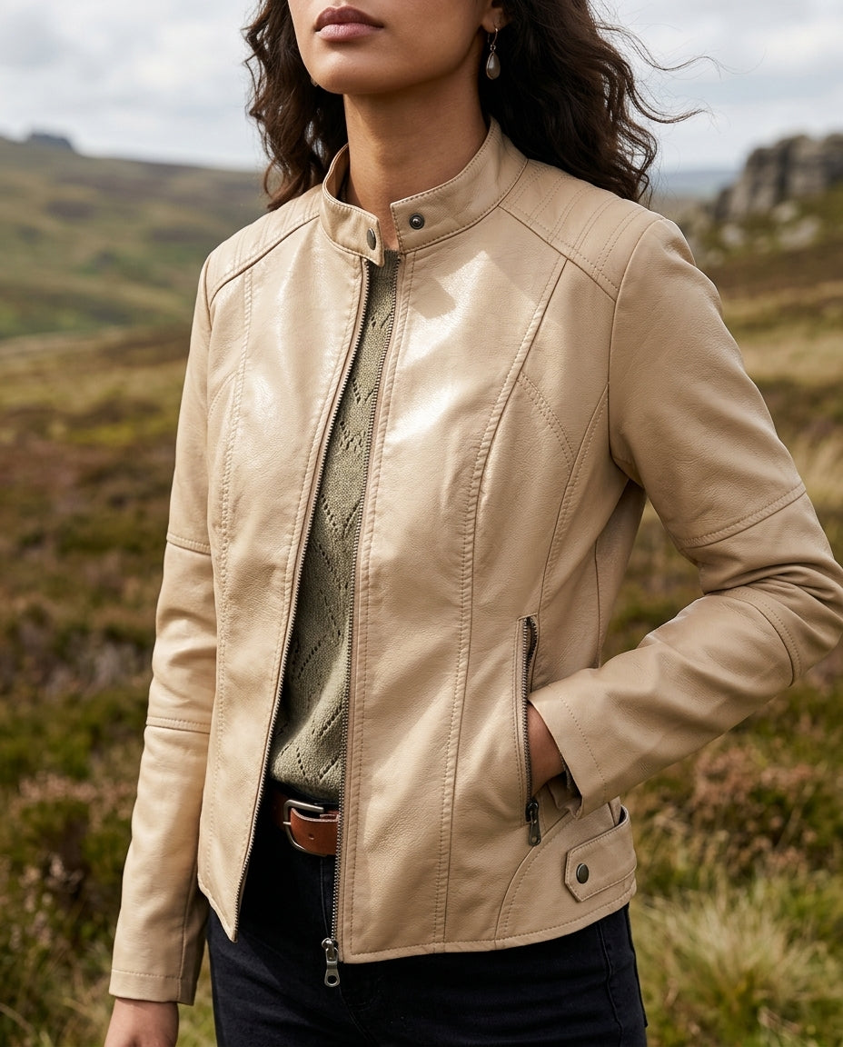 Nuria | Chaqueta Corta de Polipiel con Cuello Alto