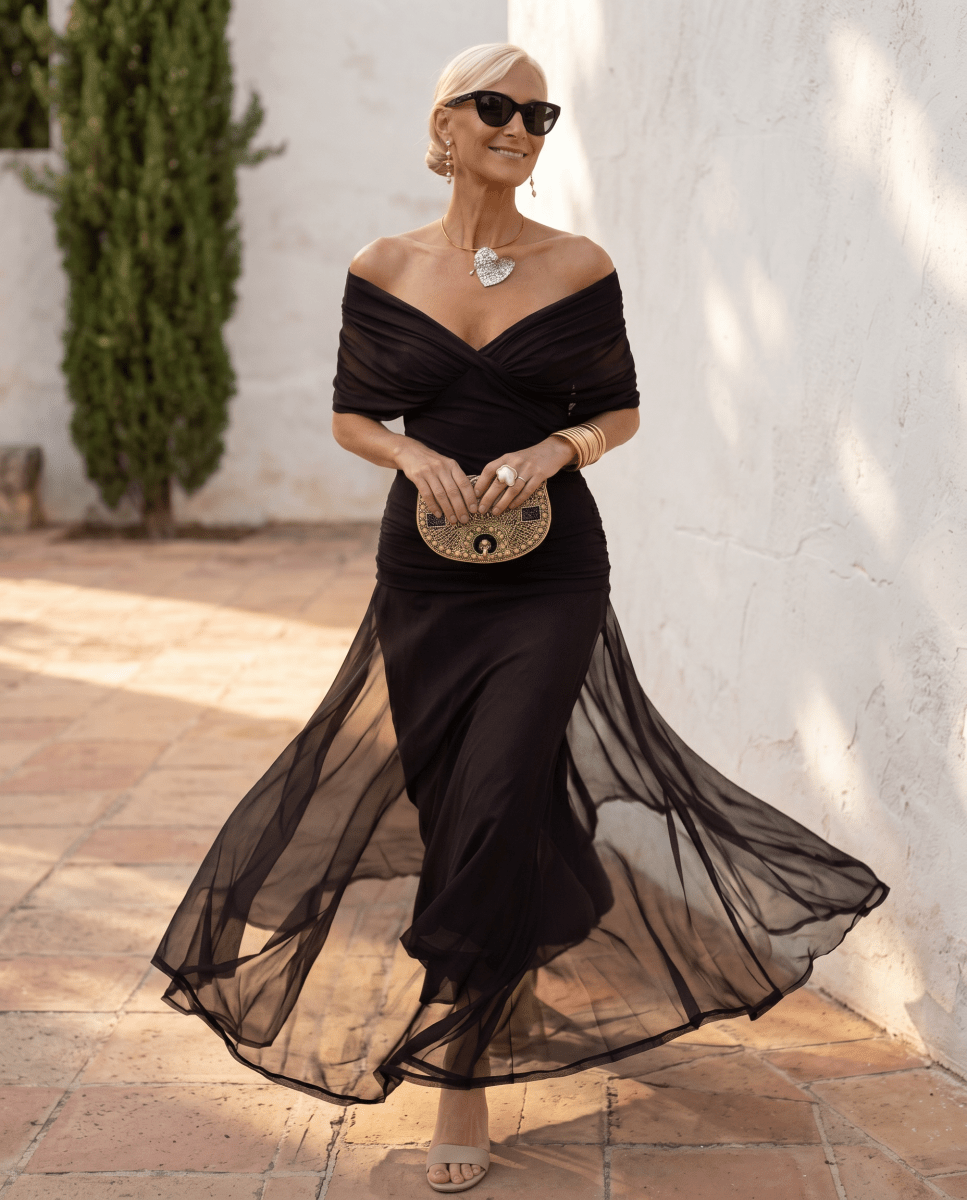 Vestido maxi elegante para fiesta con escote en corazón - Isabel de Sevilla