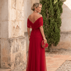 Vestido maxi elegante para fiesta con escote en corazón - Isabel de Sevilla