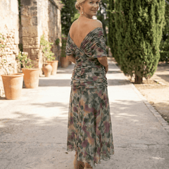 Vestido maxi elegante para fiesta con escote en corazón - Isabel de Sevilla