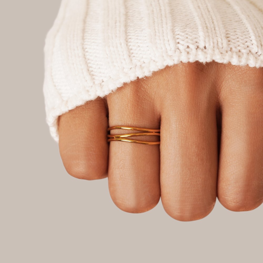 Anillo Gold Infinity Loop - Isabel de Sevilla