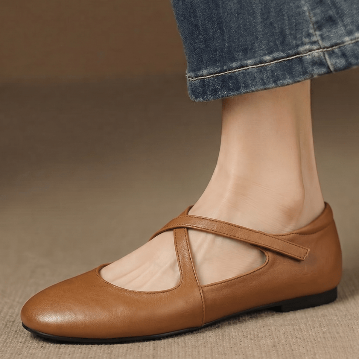 Cara | Zapatos Planos con Correa Cruzada - Isabel de Sevilla
