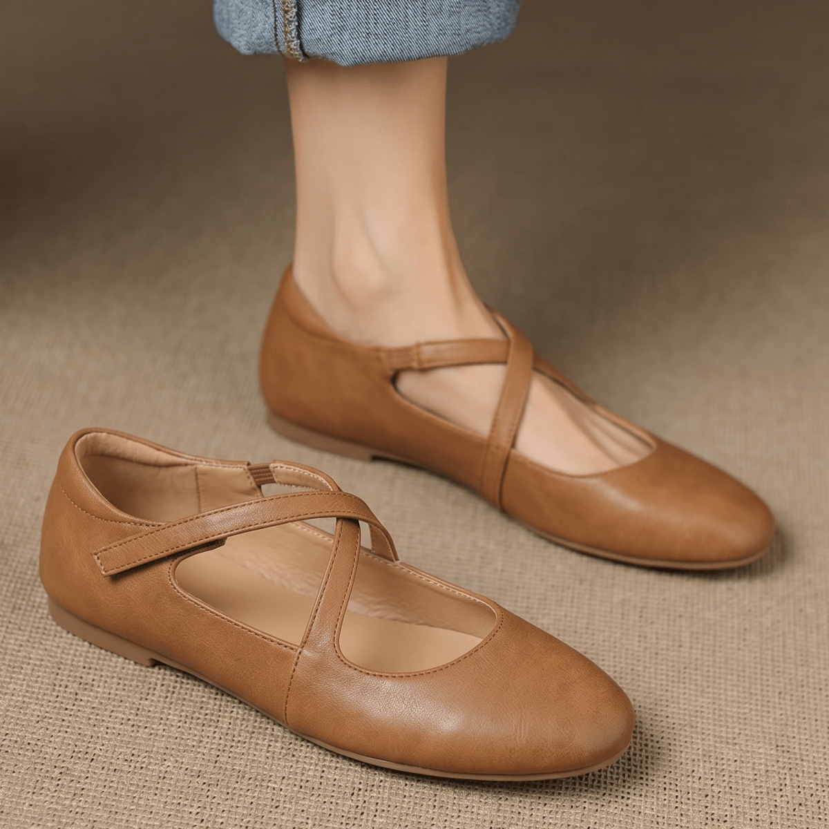 Cara | Zapatos Planos con Correa Cruzada - Isabel de Sevilla
