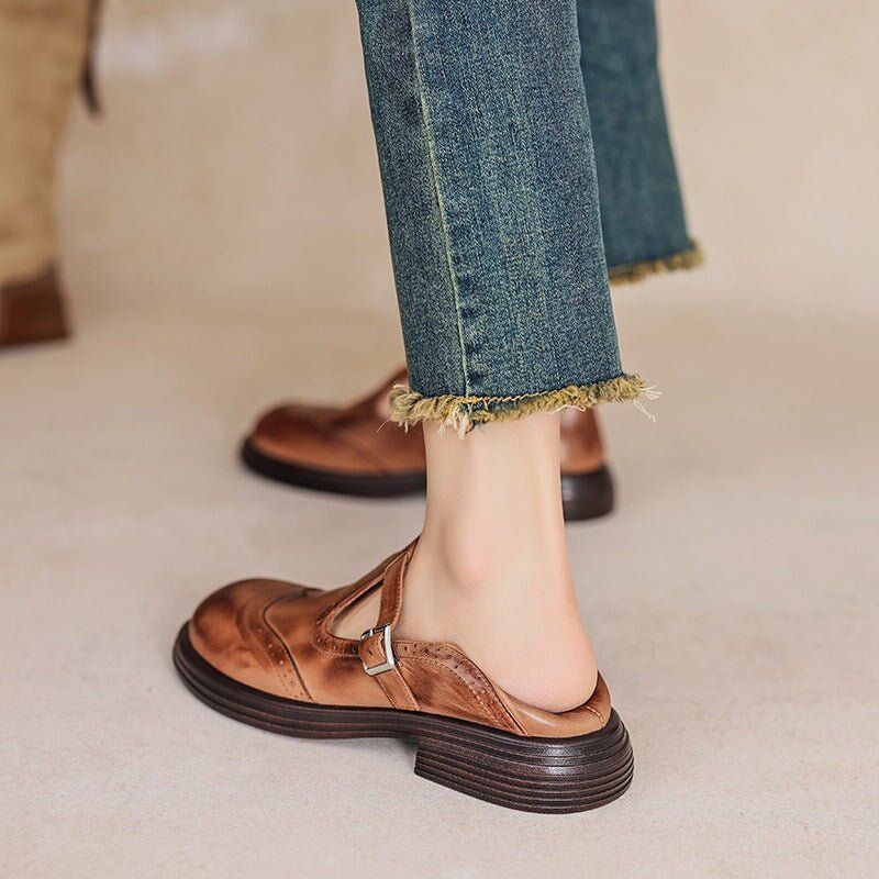 Bernadette | Zapatos Mary Jane T-Strap con estilo atemporal - Isabel de Sevilla