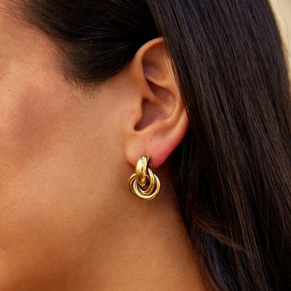 Pendientes de Aro Sofia Twisted Gold (22 mm) - Isabel de Sevilla