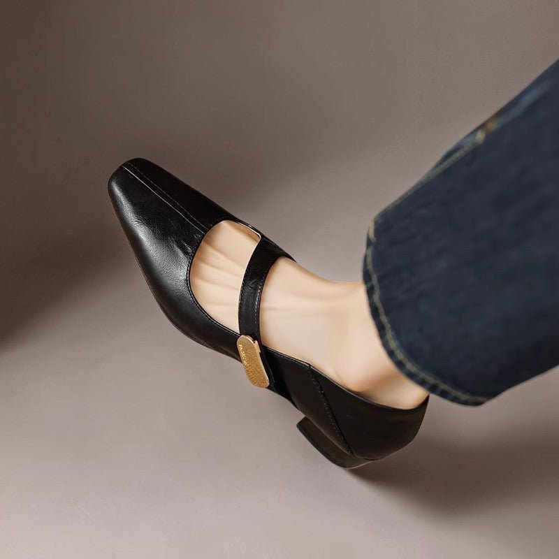 Sabella | Elegantes Zapatos Mary Jane de Punta Cuadrada - Isabel de Sevilla