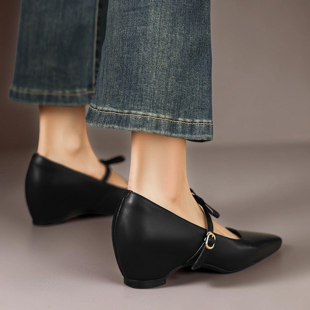 Phoebe | Zapatos de Charol Mary Jane con Correa de Lazo - Isabel de Sevilla