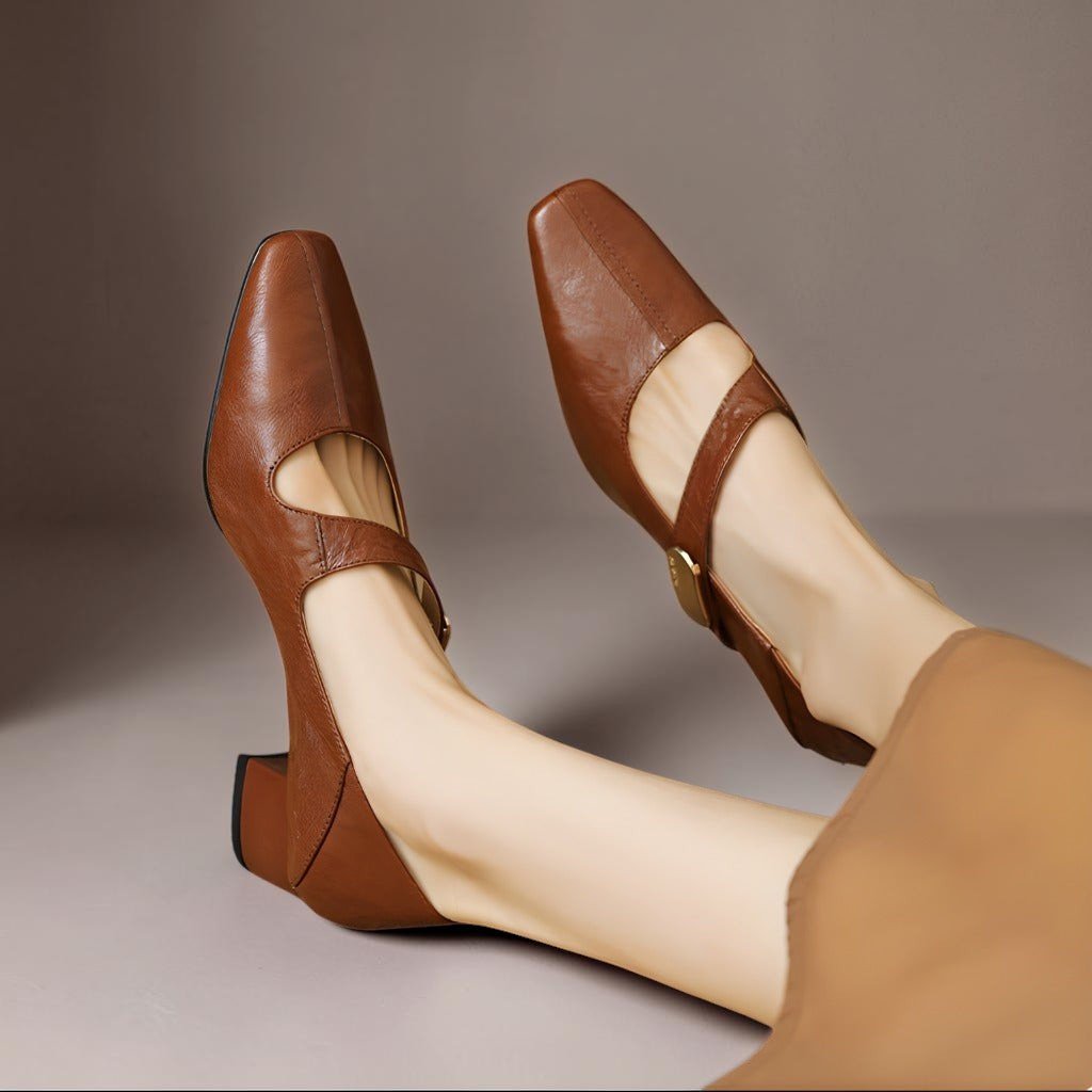 Sabella | Elegantes Zapatos Mary Jane de Punta Cuadrada - Isabel de Sevilla