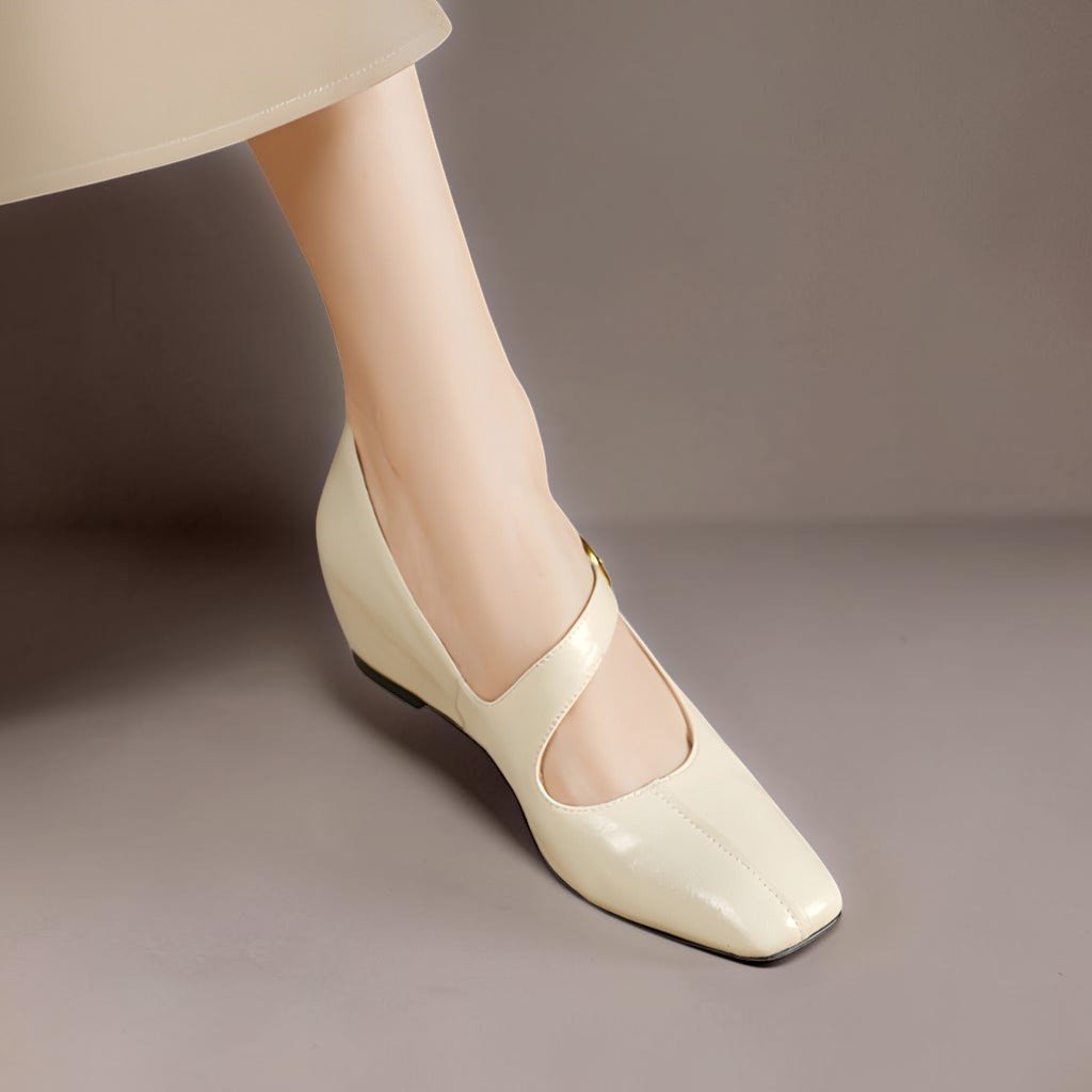 Junio | Zapatos Mary Jane con Hebilla - Isabel de Sevilla